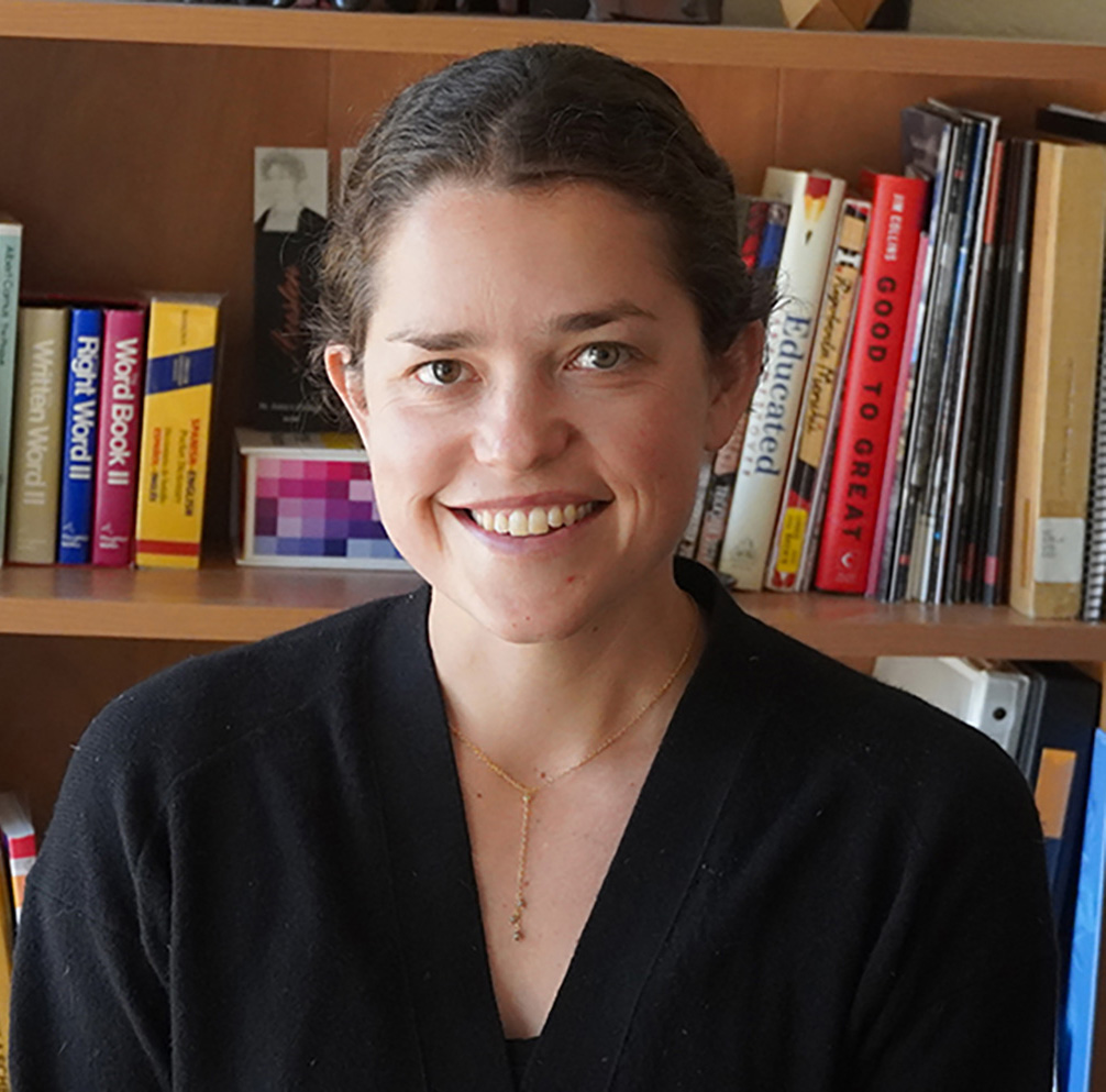 Isabel Marlens wearing a black shirt. 